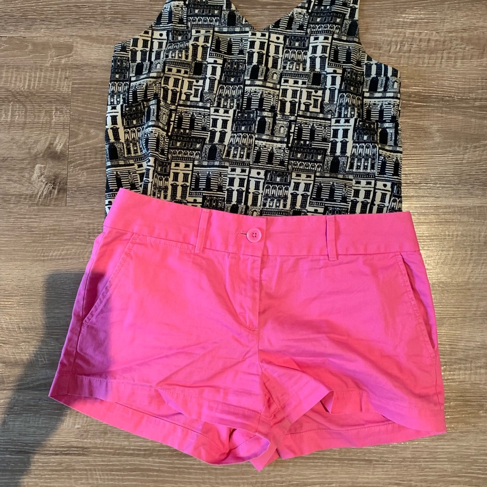 LOFT Pink Short Size 4 EUC